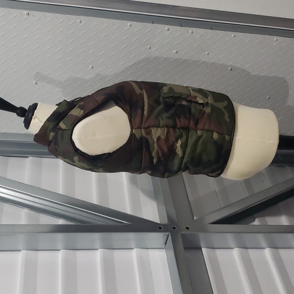 Boys Camo sleeveless vest size‎ 16/18 - Picture 4 of 6